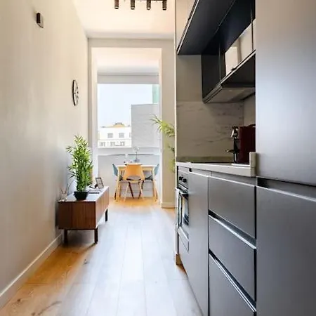 Modern Downtown Daire Porto