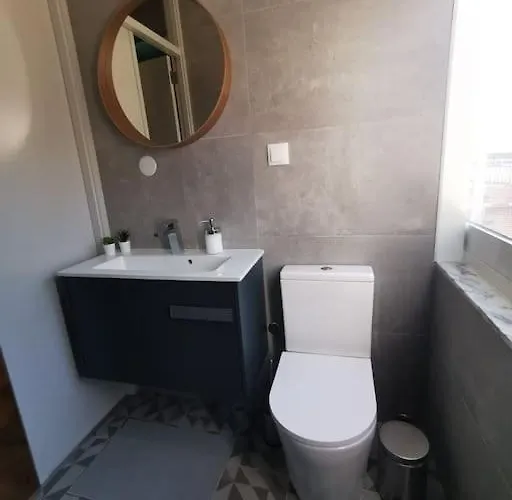 Modern Downtown Διαμέρισμα *